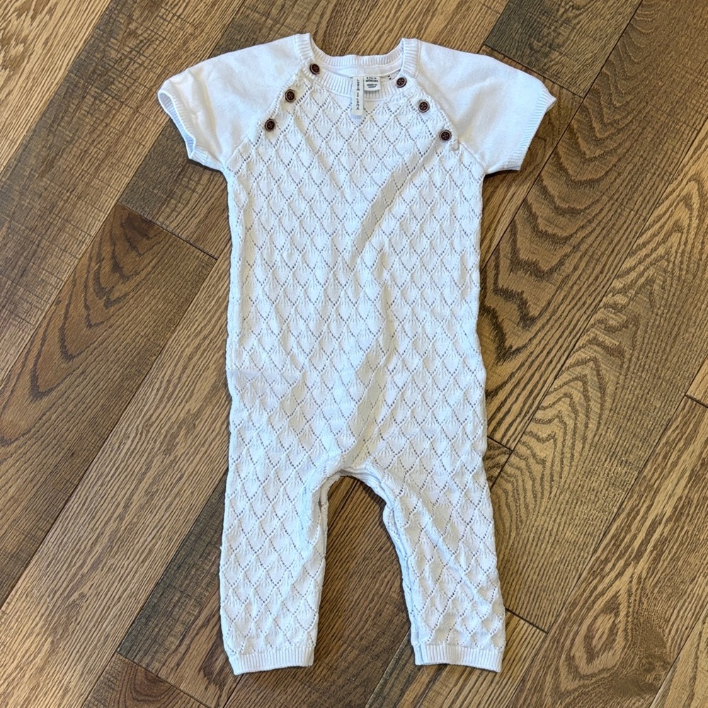 Janie and Jack white Knit Baby Romper with Button Details 6-12m